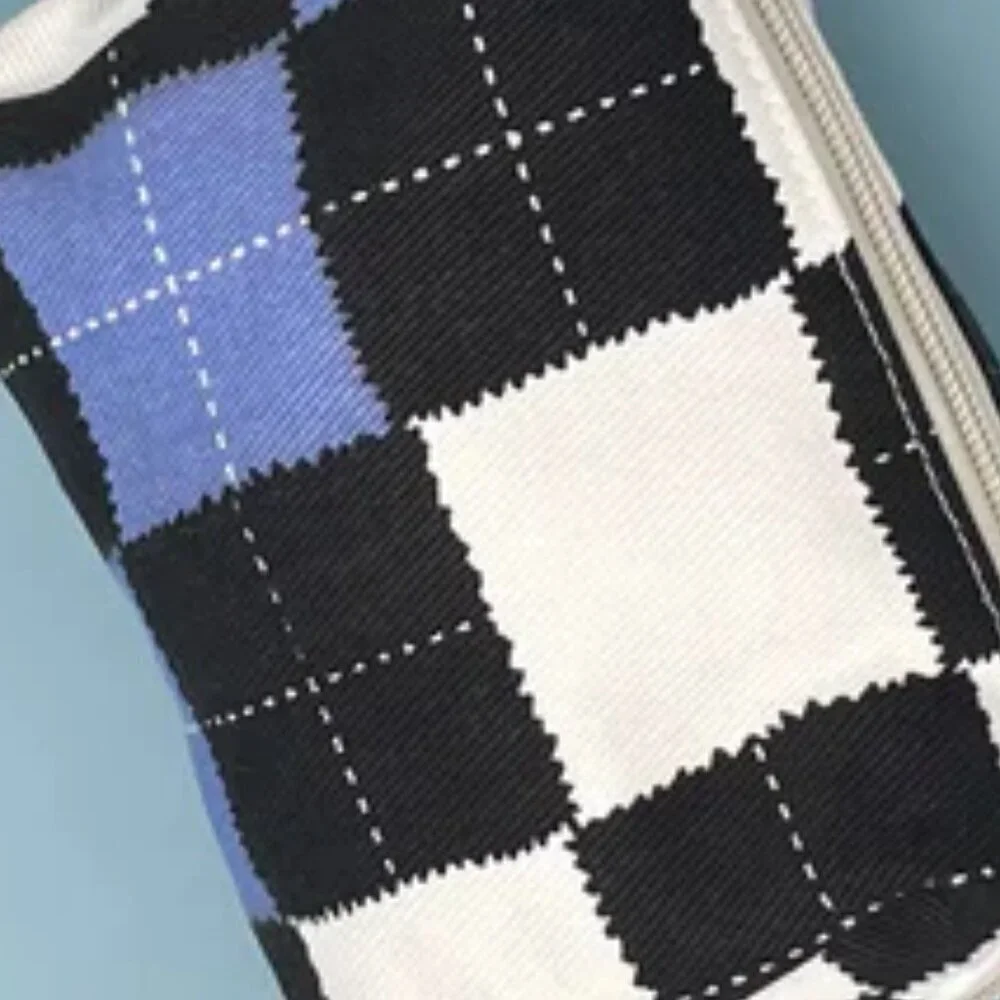 NWT Canvas Zippered Blue Patchwork Makeup Clutch